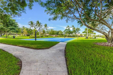 Villa ou maison à vendre à Weston, Floride: 4 chambres, 209.49 m2 № 1963175 - photo 29