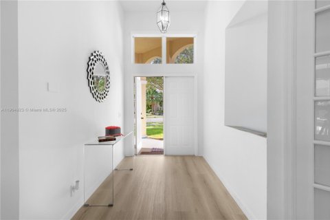 Villa ou maison à vendre à Weston, Floride: 4 chambres, 209.49 m2 № 1963175 - photo 2