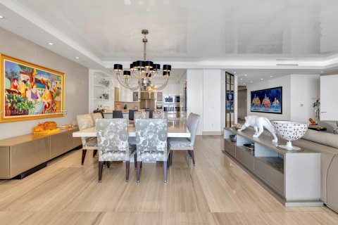 Condominio en venta en Bal Harbour, Florida, 4 dormitorios, 330.36 m2 № 1756409 - foto 6