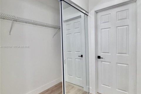 Touwnhouse à vendre à North Lauderdale, Floride: 3 chambres, 135.64 m2 № 2000637 - photo 24