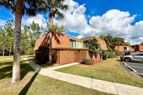 Touwnhouse à vendre à North Lauderdale, Floride: 3 chambres, 135.64 m2 № 2000637 - photo 2