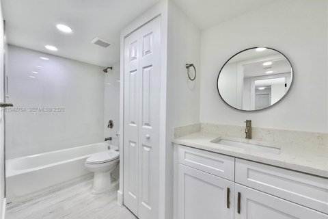 Touwnhouse à vendre à North Lauderdale, Floride: 3 chambres, 135.64 m2 № 2000637 - photo 20