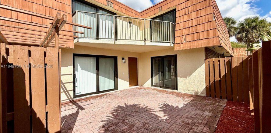 Touwnhouse à North Lauderdale, Floride 3 chambres, 135.64 m2 № 2000637
