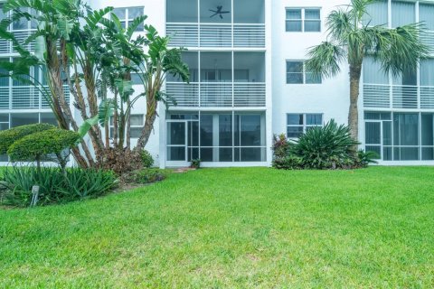 Condominio en venta en Pompano Beach, Florida, 2 dormitorios, 91.04 m2 № 2087342 - foto 22