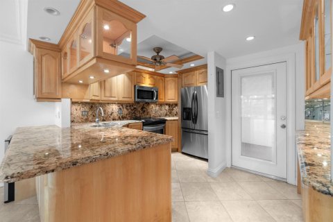 Condominio en venta en Pompano Beach, Florida, 2 dormitorios, 91.04 m2 № 2087342 - foto 6
