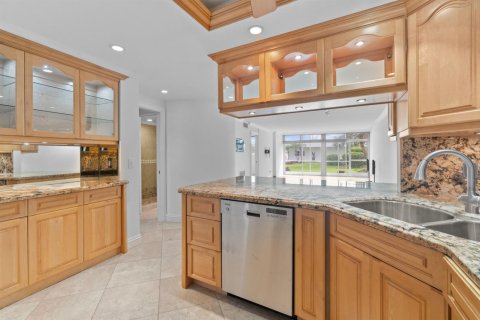 Condominio en venta en Pompano Beach, Florida, 2 dormitorios, 91.04 m2 № 2087342 - foto 4
