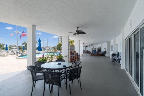 Condominio en venta en Pompano Beach, Florida, 2 dormitorios, 91.04 m2 № 2087342 - foto 29