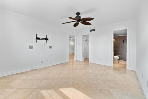 Condominio en venta en Pompano Beach, Florida, 2 dormitorios, 91.04 m2 № 2087342 - foto 11