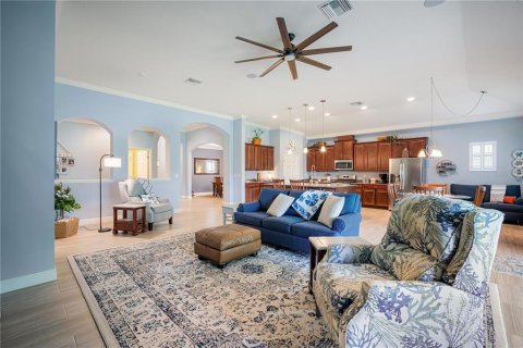 House in Apollo Beach, Florida 4 bedrooms, 294.87 sq.m. № 1902376 - photo 12
