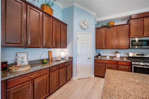 House in Apollo Beach, Florida 4 bedrooms, 294.87 sq.m. № 1902376 - photo 8