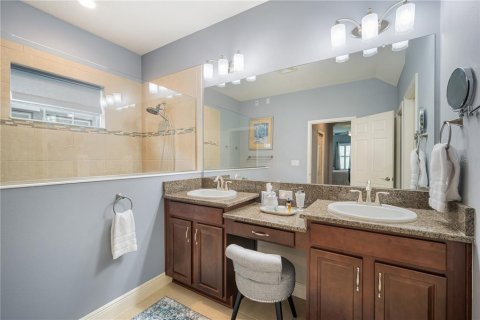 House in Apollo Beach, Florida 4 bedrooms, 294.87 sq.m. № 1902376 - photo 16