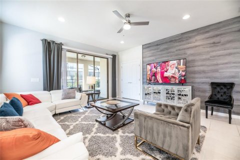 Villa ou maison à vendre à Kissimmee, Floride: 7 chambres, 307.88 m2 № 1844922 - photo 10
