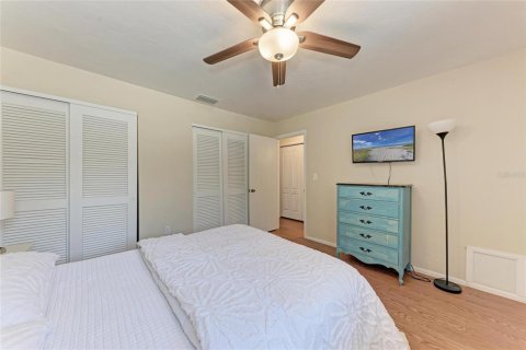 Condo in Sarasota, Florida, 1 bedroom  № 1876052 - photo 20