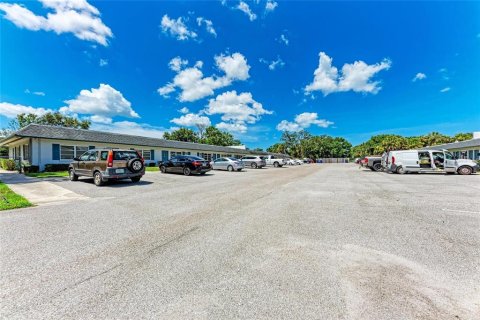 Condo in Sarasota, Florida, 1 bedroom  № 1876052 - photo 30
