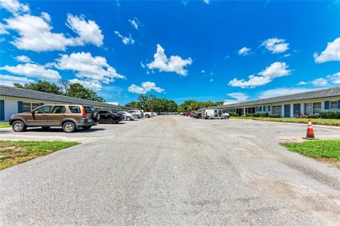 Condo in Sarasota, Florida, 1 bedroom  № 1876052 - photo 29