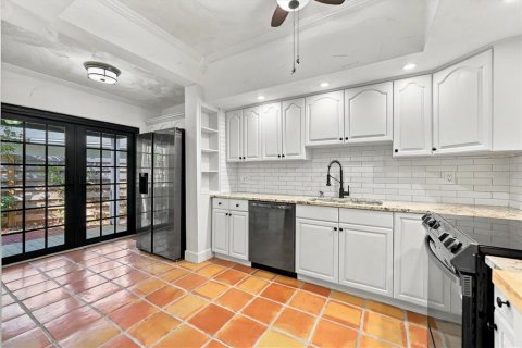 Villa ou maison à vendre à Bradenton, Floride: 4 chambres, 216.65 m2 № 2432630 - photo 24