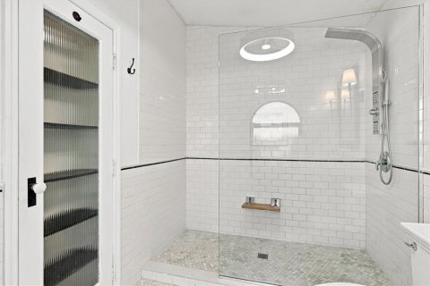Villa ou maison à vendre à Bradenton, Floride: 4 chambres, 216.65 m2 № 2432630 - photo 16