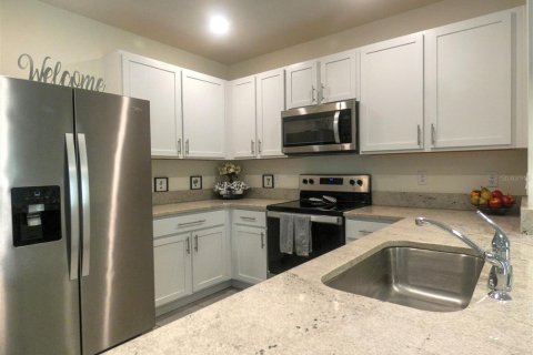 House in Wimauma, Florida 3 bedrooms, 140.84 sq.m. № 1514010 - photo 8