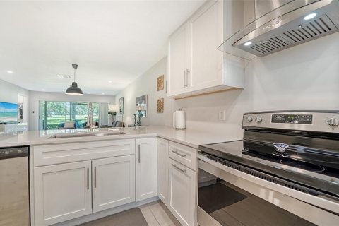 Casa en alquiler en Sarasota, Florida, 2 dormitorios, 103.86 m2 № 1838508 - foto 12