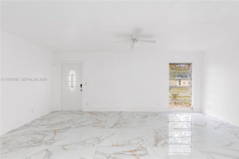 Купить виллу или дом в Тамарак, Флорида 3 спальни, 196.12м2, № 2048075 - фото 28