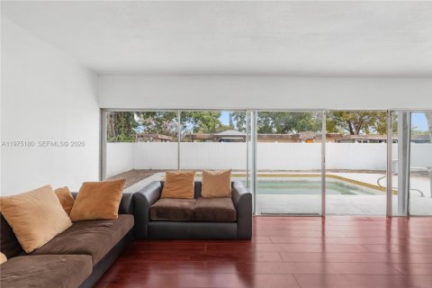 Купить виллу или дом в Тамарак, Флорида 3 спальни, 196.12м2, № 2048075 - фото 15