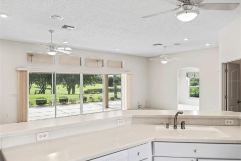 Villa ou maison à vendre à The Villages, Floride: 3 chambres, 217.39 m2 № 1883435 - photo 15