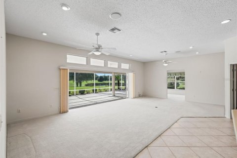 Villa ou maison à vendre à The Villages, Floride: 3 chambres, 217.39 m2 № 1883435 - photo 21