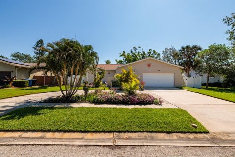Casa en venta en Saint Petersburg, Florida, 3 dormitorios, 133.04 m2 № 1632365 - foto 3