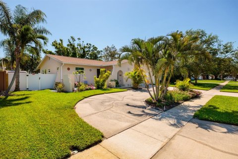 Casa en venta en Saint Petersburg, Florida, 3 dormitorios, 133.04 m2 № 1632365 - foto 4
