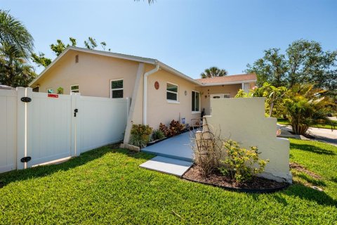 Casa en venta en Saint Petersburg, Florida, 3 dormitorios, 133.04 m2 № 1632365 - foto 7
