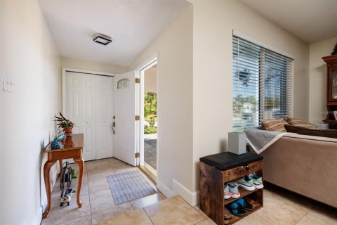 Casa en venta en Saint Petersburg, Florida, 3 dormitorios, 133.04 m2 № 1632365 - foto 9
