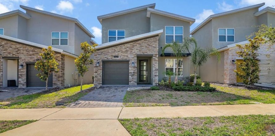 Casa en Davenport, Florida 5 dormitorios, 286.23 m2 № 2381074