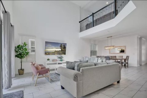 Casa en venta en Davenport, Florida, 5 dormitorios, 286.23 m2 № 2381074 - foto 10