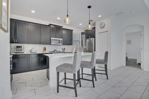 Casa en venta en Davenport, Florida, 5 dormitorios, 286.23 m2 № 2381074 - foto 11