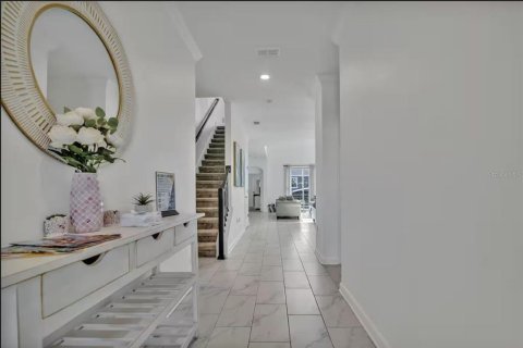 Casa en venta en Davenport, Florida, 5 dormitorios, 286.23 m2 № 2381074 - foto 5