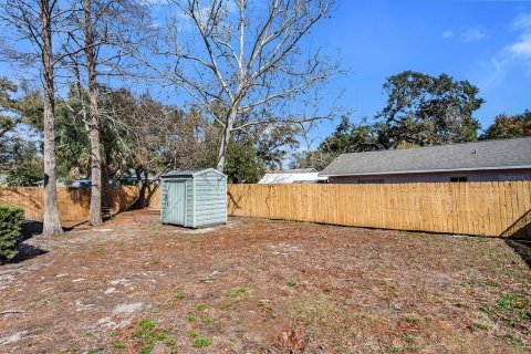 Propiedad comercial en venta en Tampa, Florida, 6 dormitorios, 173.17 m2 № 2092837 - foto 12