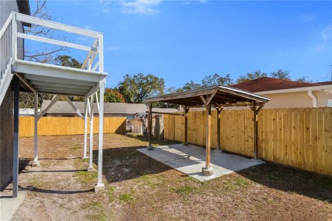 Propiedad comercial en venta en Tampa, Florida, 6 dormitorios, 173.17 m2 № 2092837 - foto 11