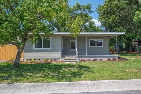 Casa en Eagle Lake, Florida 2 dormitorios, 99.96 m2 № 2212477