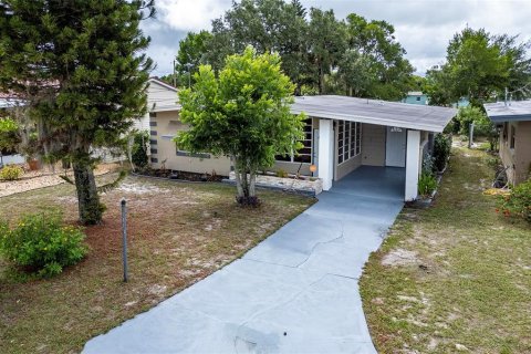 House in Tavares, Florida 3 bedrooms, 115.38 sq.m. № 1249009 - photo 29