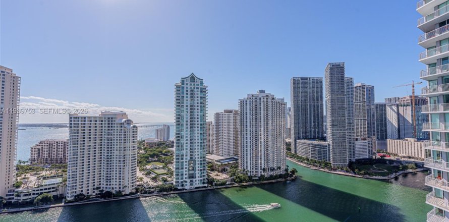 Condo in Miami, Florida, 2 bedrooms  № 2052773