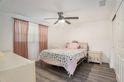 Villa ou maison à vendre à Port Richey, Floride: 4 chambres, 181.9 m2 № 1565319 - photo 19