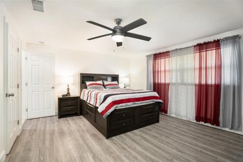 Villa ou maison à vendre à Port Richey, Floride: 4 chambres, 181.9 m2 № 1565319 - photo 16