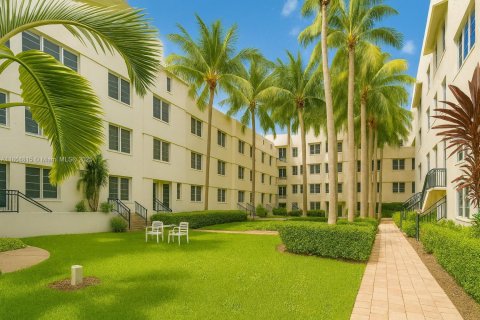 Copropriété à vendre à Miami Beach, Floride: 1 chambre, 53.79 m2 № 2079504 - photo 8