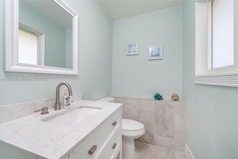 Casa en venta en Southwest Ranches, Florida, 7 dormitorios, 534.93 m2 № 2189935 - foto 24