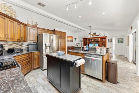 Casa en venta en Spring Hill, Florida, 3 dormitorios, 178.47 m2 № 1912603 - foto 30
