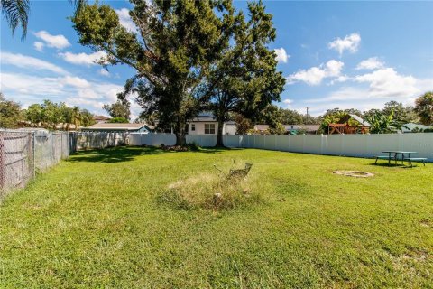 Terreno en venta en Tampa, Florida № 1911725 - foto 4