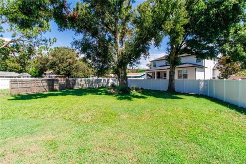 Terreno en venta en Tampa, Florida № 1911725 - foto 5