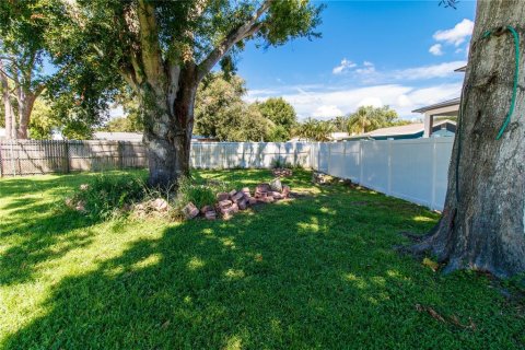 Terreno en venta en Tampa, Florida № 1911725 - foto 6