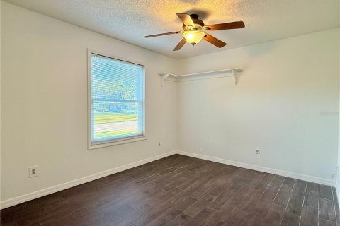 House in Ocoee, Florida 4 bedrooms, 230.3 sq.m. № 2237502 - photo 14