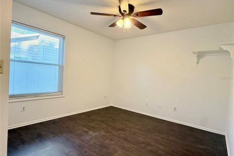 House in Ocoee, Florida 4 bedrooms, 230.3 sq.m. № 2237502 - photo 15